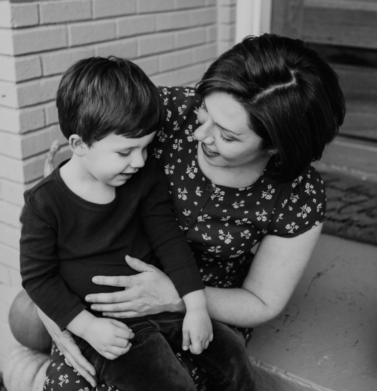 How to make money as a single mom.